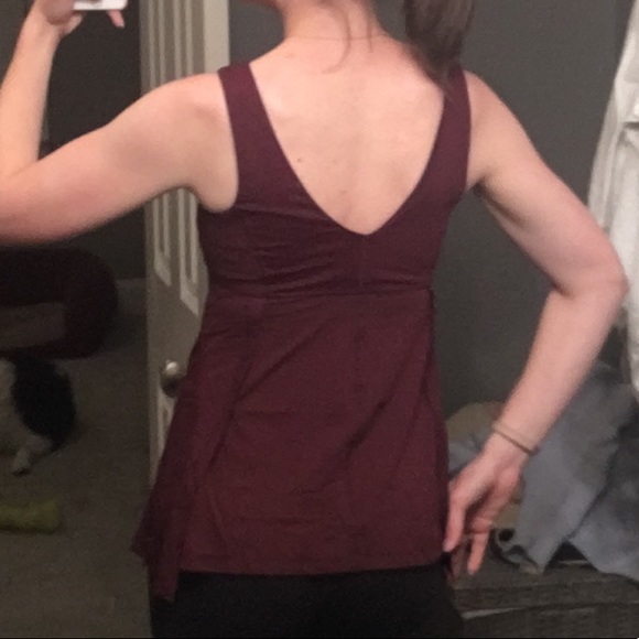 Lululemon Maroon Workout Scoop Neck Tank - Picture 2 of 3